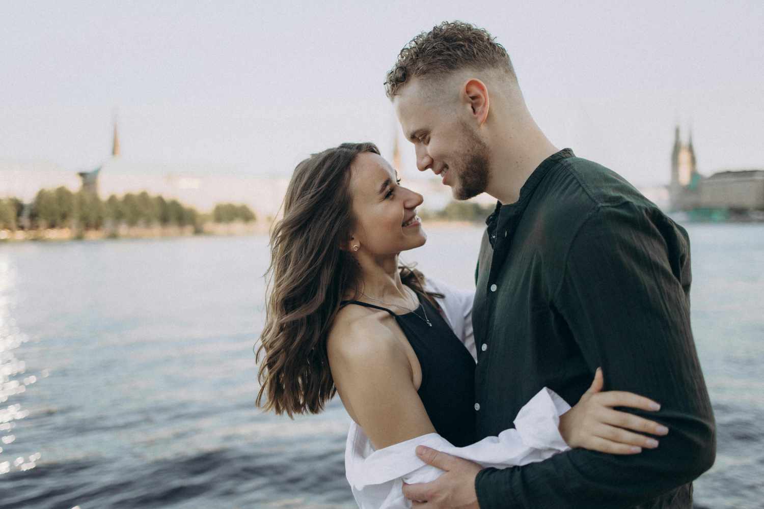 Just Engaged? 10 Things I Wish Every Couple Knew Before Wedding Planning