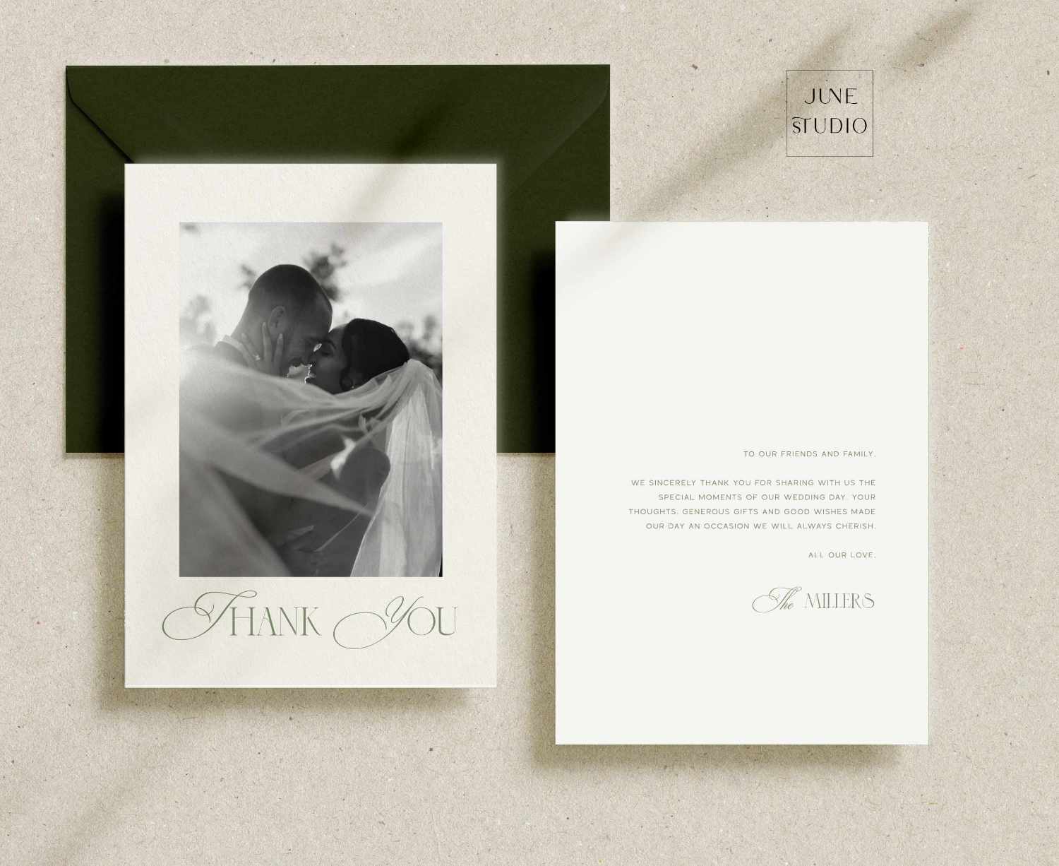 Wedding Photo Thank you card editable template. This design is double-sided, one for couple photo and other for personalised thank you messages from the newlyweds.